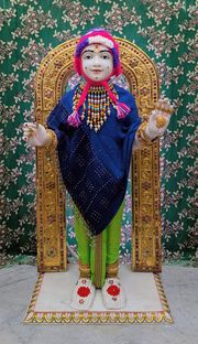 Cardiff Temple Murti Darshan