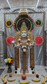 Cardiff Temple Murti Darshan