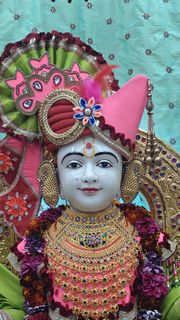 Cardiff Temple Murti Darshan