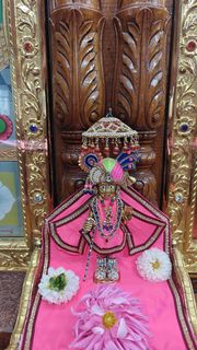 Cardiff Temple Murti Darshan