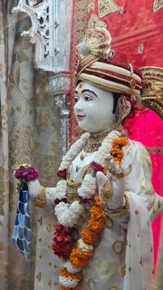 Cardiff Temple Murti Darshan