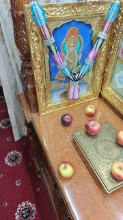 Cardiff Temple Murti Darshan