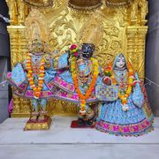 Chhapaiya Temple Murti Darshan