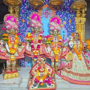 Chhapaiya Temple Murti Darshan