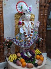 East London Temple Murti Darshan