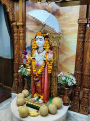 East London Temple Murti Darshan