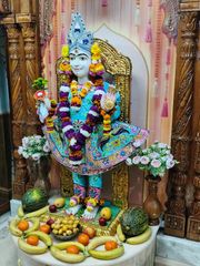 East London Temple Murti Darshan