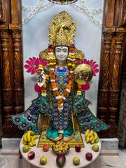 East London Temple Murti Darshan