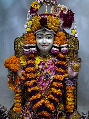 East London Temple Murti Darshan