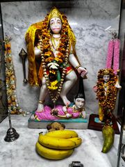 East London Temple Murti Darshan