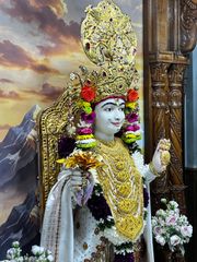 East London Temple Murti Darshan
