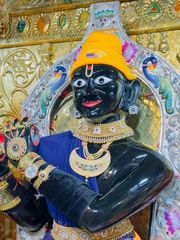 Gadhada Temple Murti Darshan