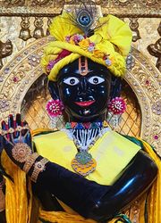 Gadhada Temple Murti Darshan