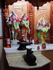 Gatwick Temple (ISSO) Murti Darshan