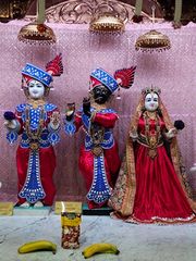 Gatwick Temple (ISSO) Murti Darshan