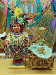 Harrow Temple Murti Darshan