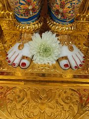 Harrow Temple Murti Darshan