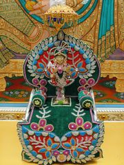 Harrow Temple Murti Darshan