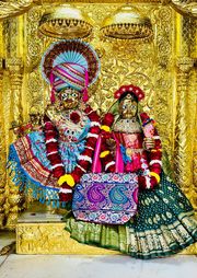 Jetalpur Temple Murti Darshan