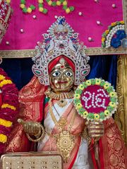 Jetalpur Temple Murti Darshan
