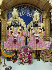 Junagadh Temple Murti Darshan