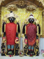 Junagadh Temple Murti Darshan
