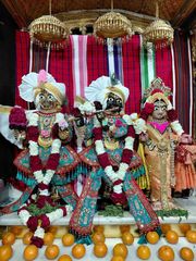 Junagadh Temple Murti Darshan
