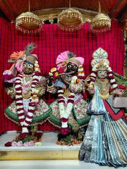 Junagadh Temple Murti Darshan