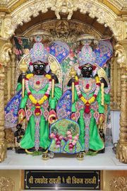 Junagadh Temple Murti Darshan