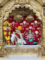 Junagadh Temple Murti Darshan