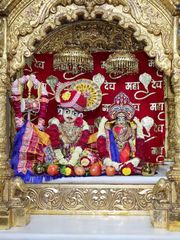 Junagadh Temple Murti Darshan
