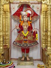 Junagadh Temple Murti Darshan