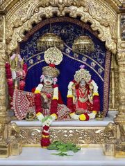 Junagadh Temple Murti Darshan