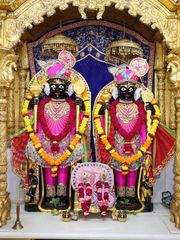 Junagadh Temple Murti Darshan