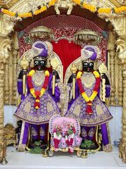 Junagadh Temple Murti Darshan