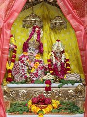 Junagadh Temple Murti Darshan