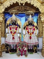 Junagadh Temple Murti Darshan