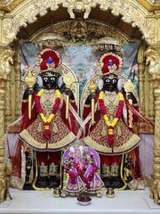 Junagadh Temple Murti Darshan