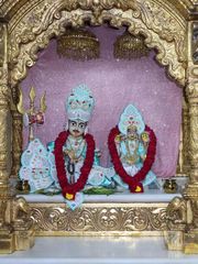 Junagadh Temple Murti Darshan