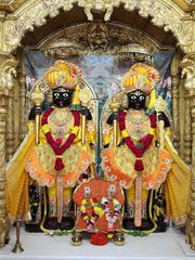 Junagadh Temple Murti Darshan