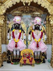 Junagadh Temple Murti Darshan