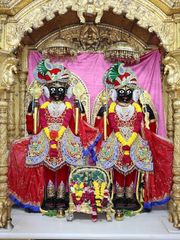 Junagadh Temple Murti Darshan