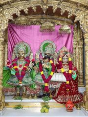 Junagadh Temple Murti Darshan