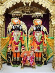 Junagadh Temple Murti Darshan
