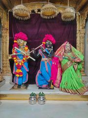 Junagadh Temple Murti Darshan