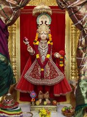 Junagadh Temple Murti Darshan