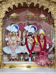 Junagadh Temple Murti Darshan