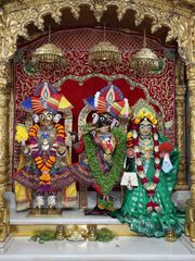 Junagadh Temple Murti Darshan