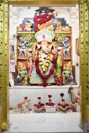 Vadtal Temple Murti Darshan