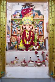 Vadtal Temple Murti Darshan